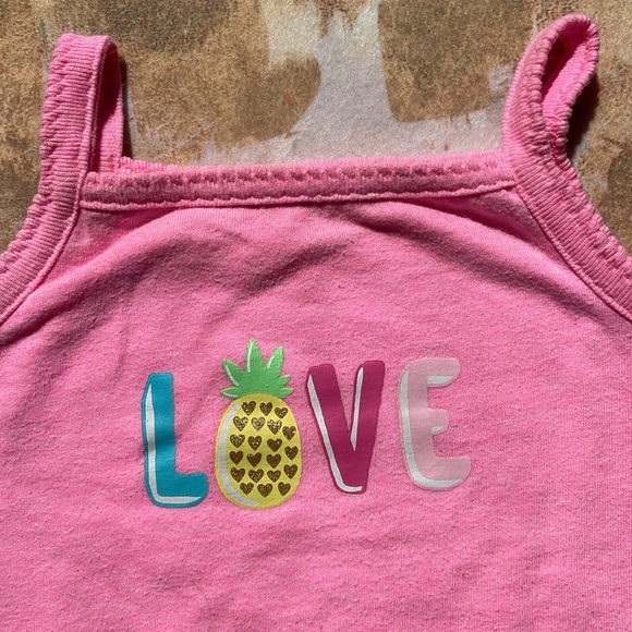 4/$24🦩 Set of 3 Girls 12mo Onesies - Picture 6 of 8